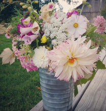 Load image into Gallery viewer, Hello Summer! DELIVERED (Weekly) Small Arrangements
