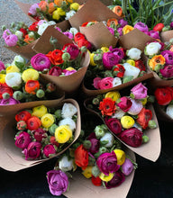 Load image into Gallery viewer, Hello Spring! PICKUP (Weekly) Large Arrangements
